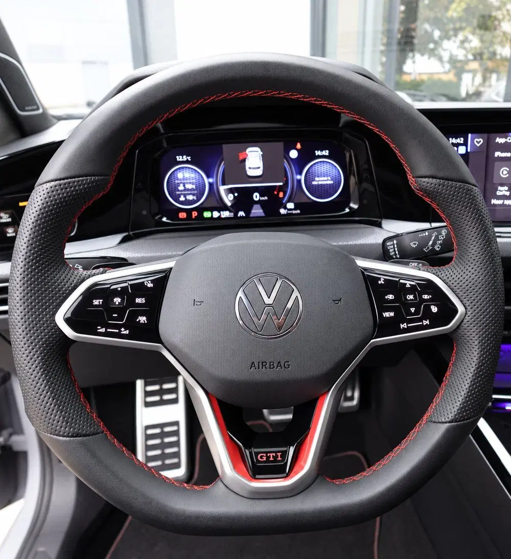 Volkswagen Golf 2.0 TSI GTI PANO HARMAN HUD VOL uit 2024, foto 12