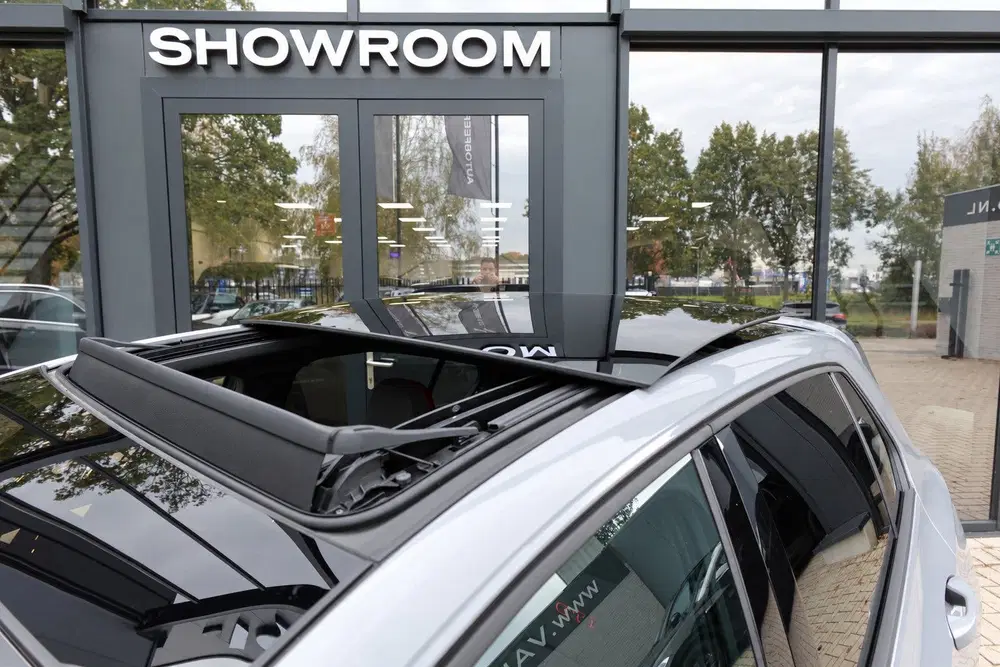 Volkswagen Golf 2.0 TSI GTI PANO HARMAN HUD VOL uit 2024, foto 8