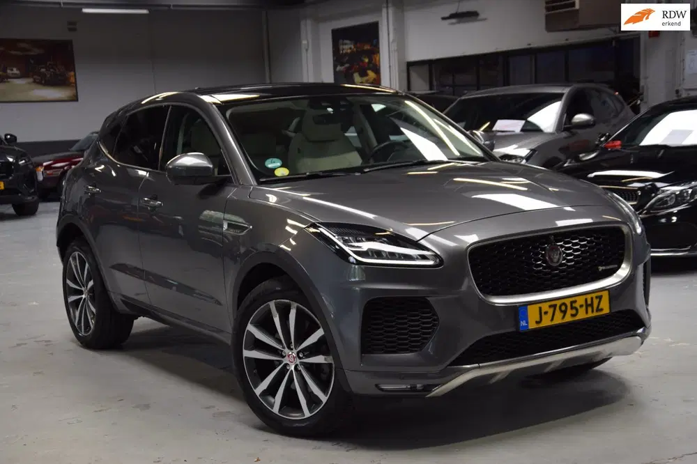 Jaguar E-Pace 2.0 D240 AWD R-Dynamic HSE Panoramadak uit 2019