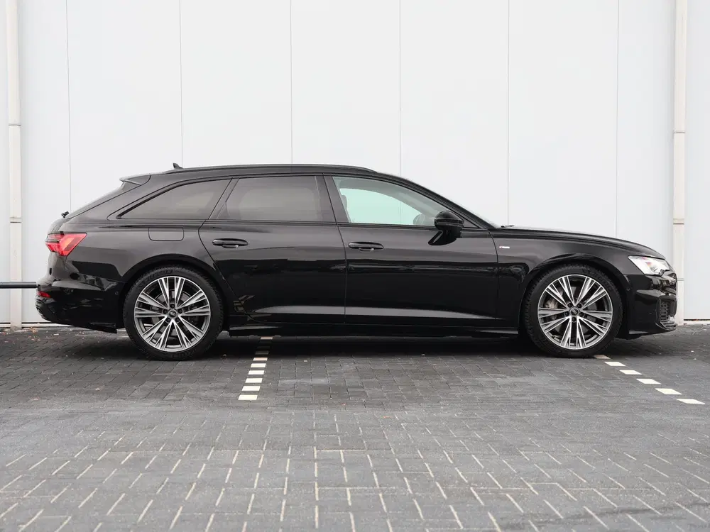 Audi A6 55 TFSI quattro S edition 340pk V6 uit 2022, foto 2