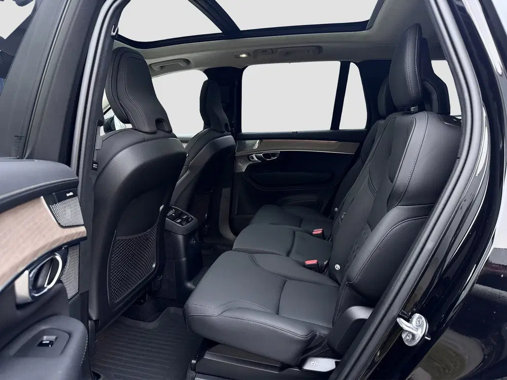 Volvo XC90 2.0 T8 Ultra Dark uit 2025, foto 11