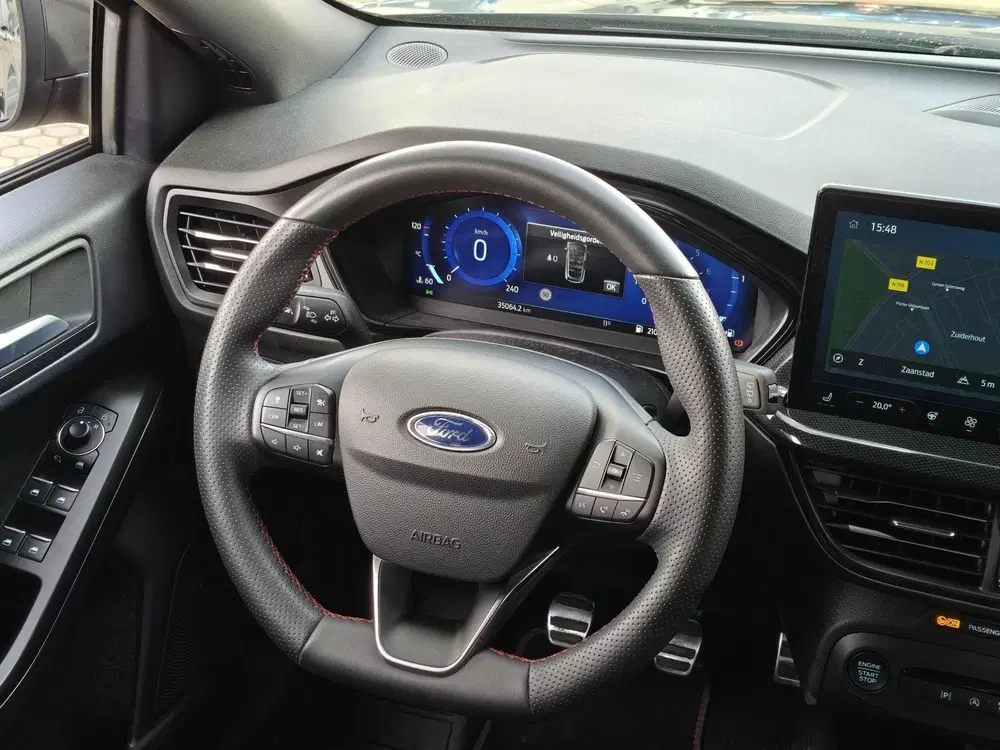 Ford Focus 1.0 EcoBoost Hybrid ST Line X uit 2024, foto 13