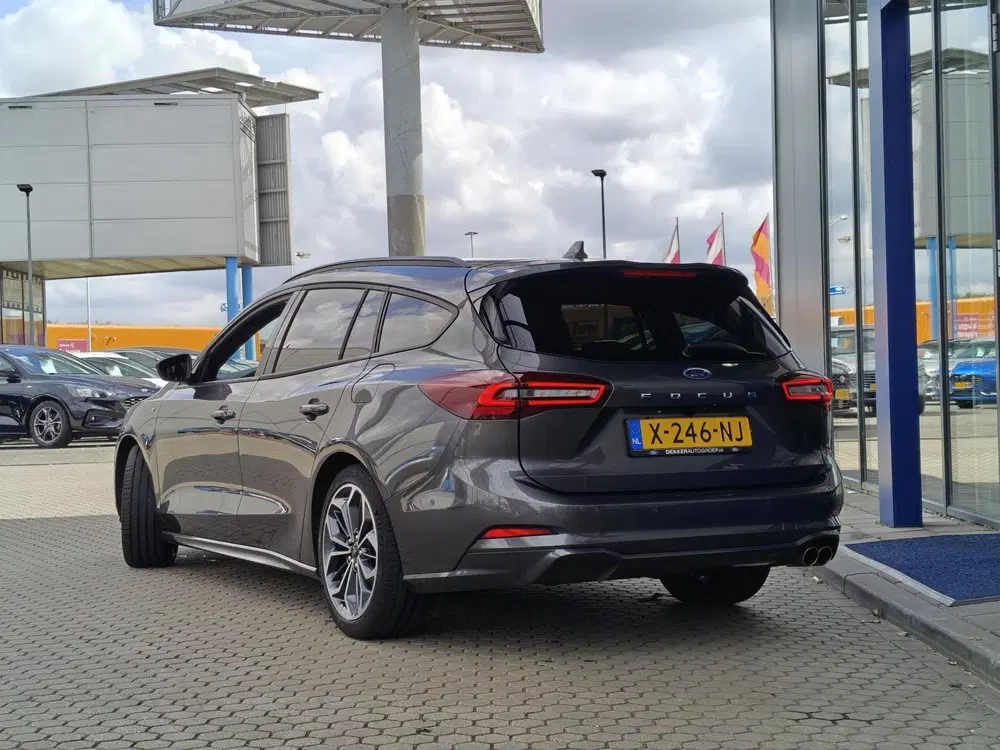 Ford Focus 1.0 EcoBoost Hybrid ST Line X uit 2024, foto 3