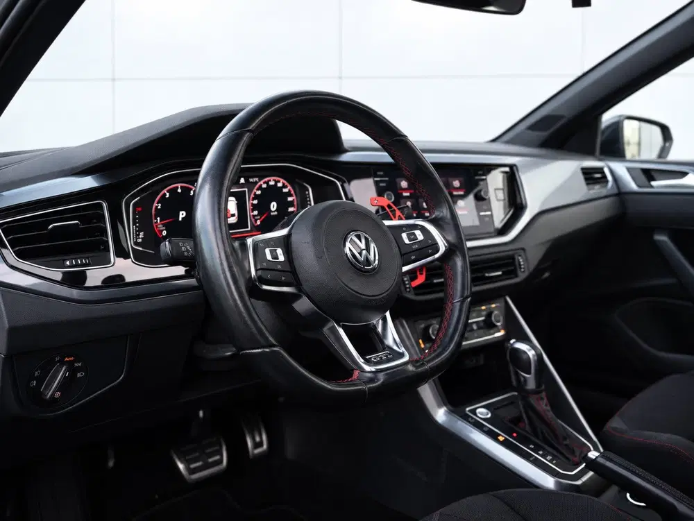 Volkswagen Polo 2.0 TSI GTI Pano uit 2020, foto 8