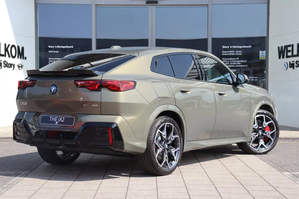 BMW iX2 eDrive20 M Sport uit 2026, foto 7