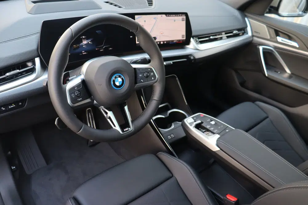 BMW iX2 eDrive20 M Sport uit 2026, foto 9