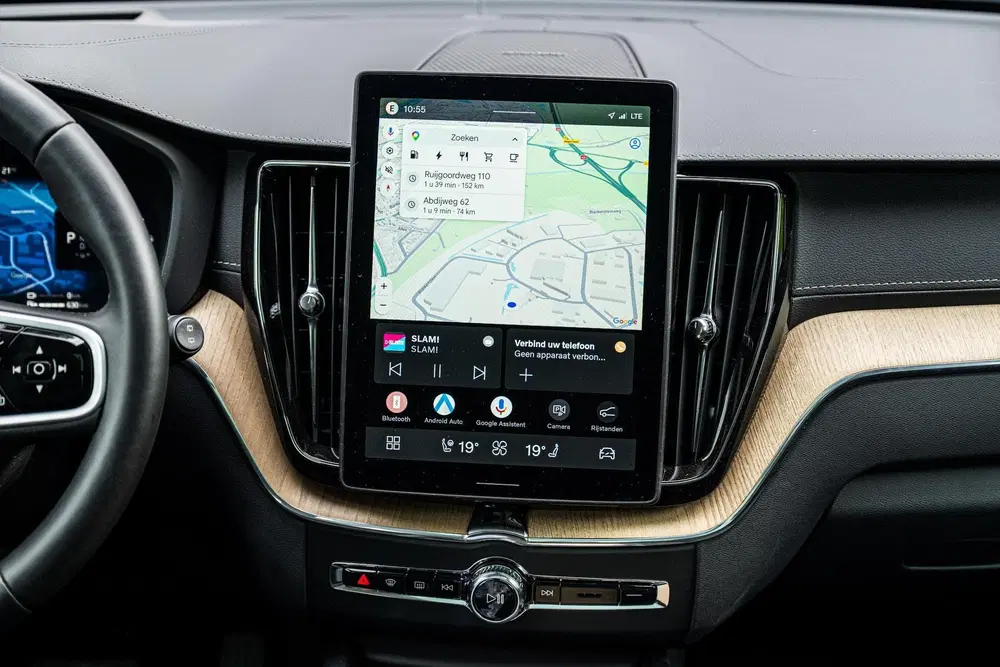 Volvo XC60 2.0 T6 Plug-in Hybrid AWD Ultra Dark uit 2026, foto 12