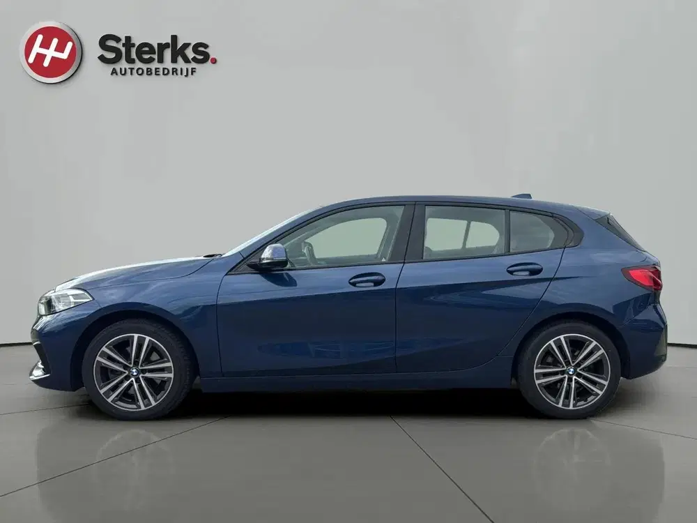 BMW 1-serie 118i Business Edition SPORT LINE HALF LEDE uit 2021, foto 3