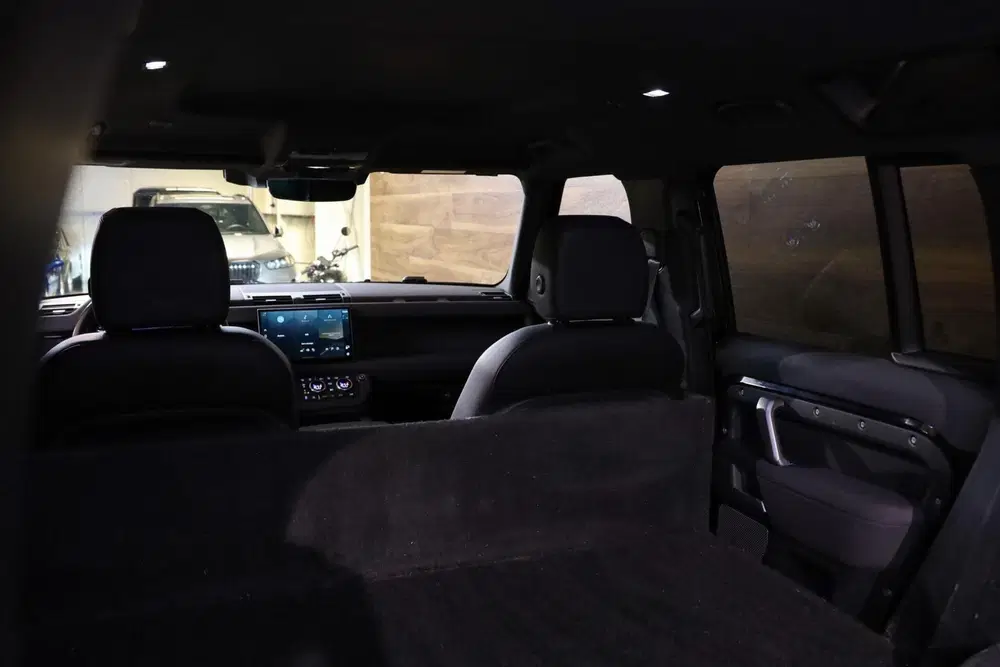 Land Rover Defender 3.0 D250 110 X-Dynamic S uit 2022, foto 11