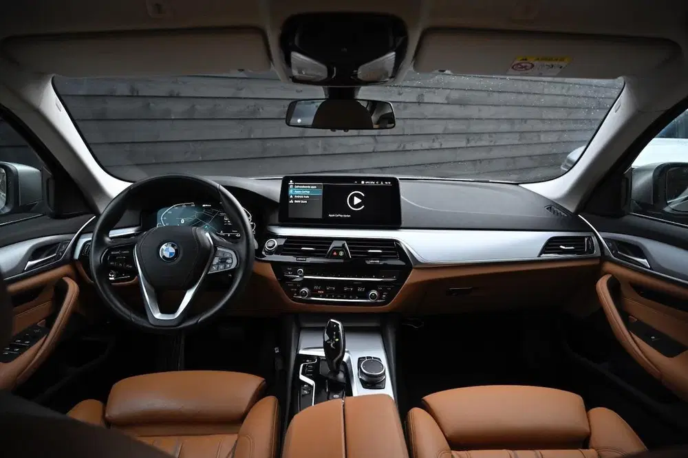 BMW 5-serie 530e Business Edition Plus NL Auto uit 2021, foto 13