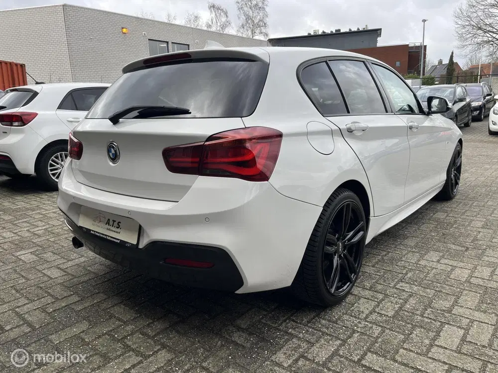 BMW 1-serie LCI 118i M-PAKKET*LED*NAVI*PDC*CRUISE* uit 2019, foto 4