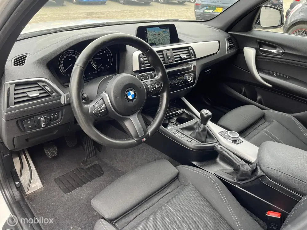 BMW 1-serie LCI 118i M-PAKKET*LED*NAVI*PDC*CRUISE* uit 2019, foto 7