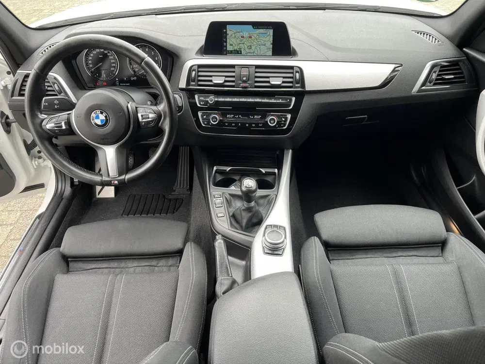 BMW 1-serie LCI 118i M-PAKKET*LED*NAVI*PDC*CRUISE* uit 2019, foto 8