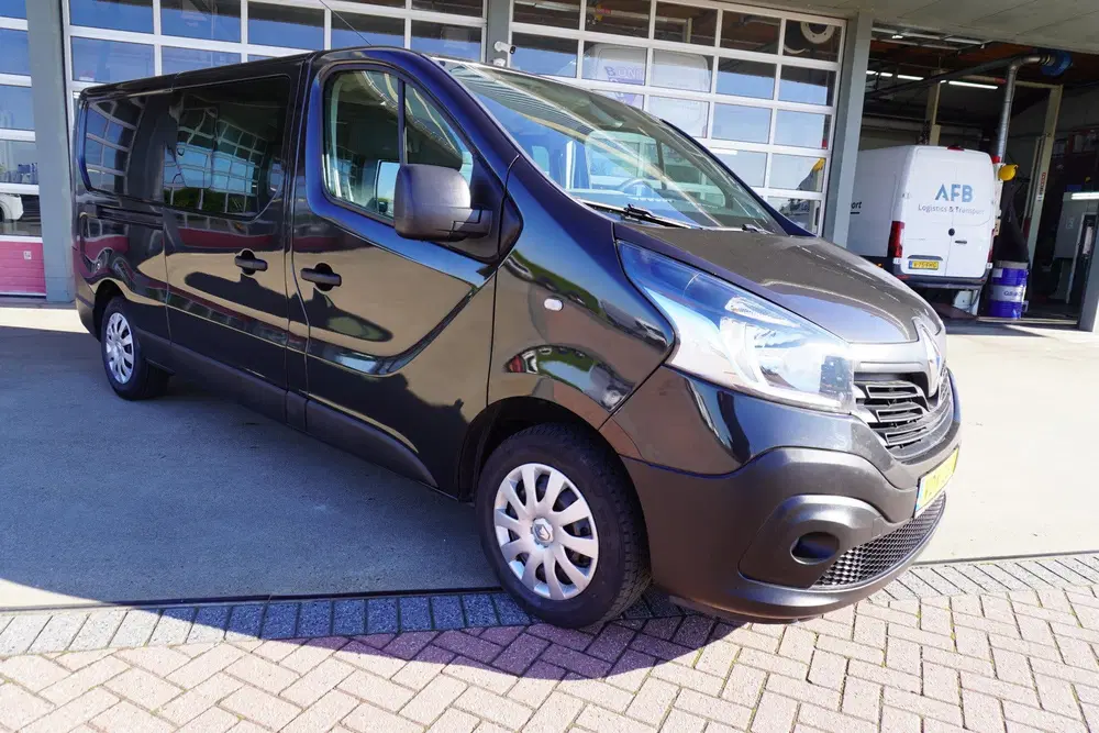 Renault Trafic 1.6 dCi T29 L2H1 125PK Dubbelcabine Work E uit 2019, foto 2