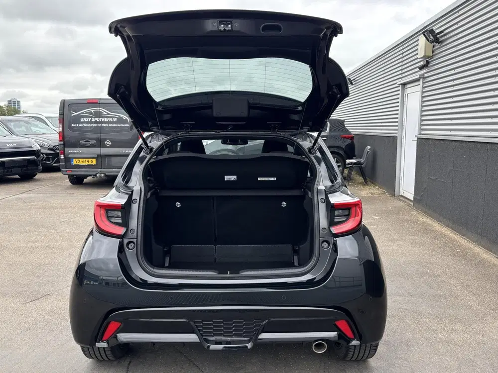 Toyota Yaris 1.5 Hybrid GR Sport Nieuw geleverd uit 2023, foto 10