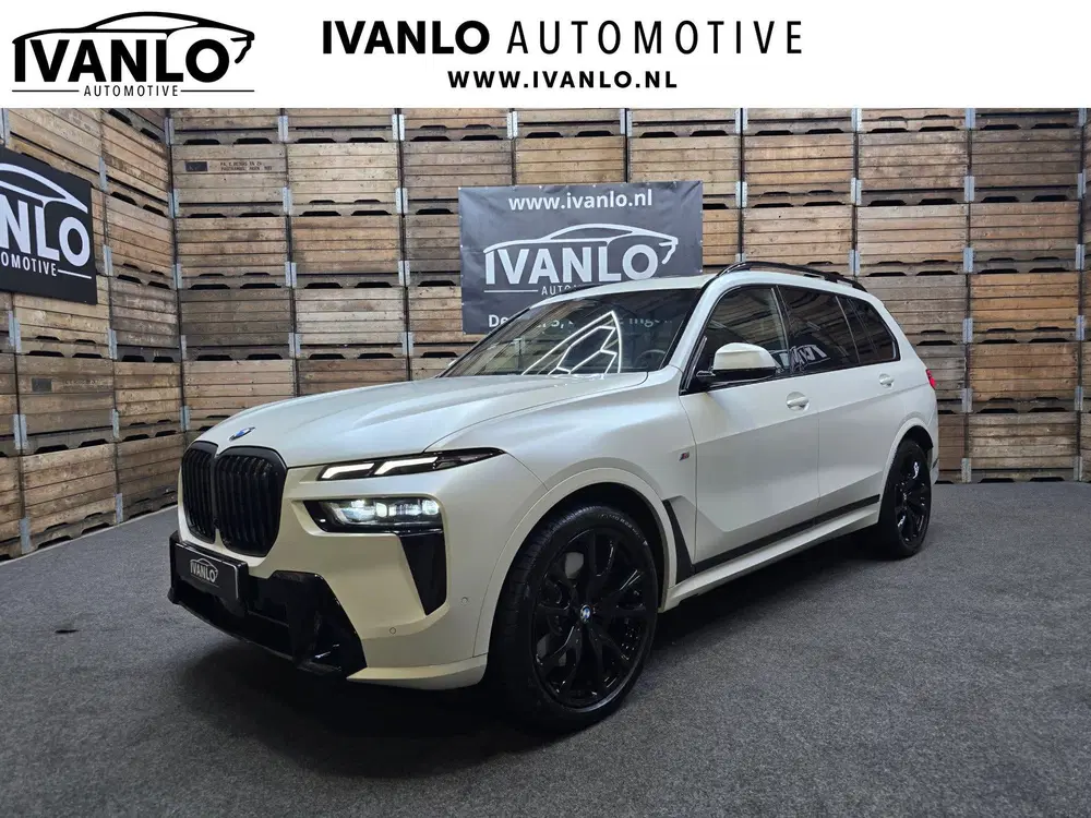 BMW X7 4.0 D M Sport Pano Softclose Ambiente Came uit 2025