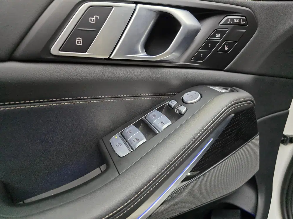 BMW X7 4.0 D M Sport Pano Softclose Ambiente Came uit 2025, foto 4