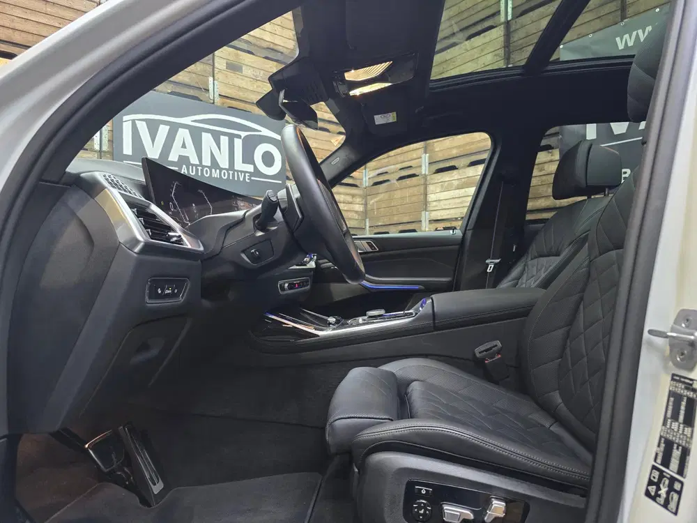 BMW X7 4.0 D M Sport Pano Softclose Ambiente Came uit 2025, foto 5