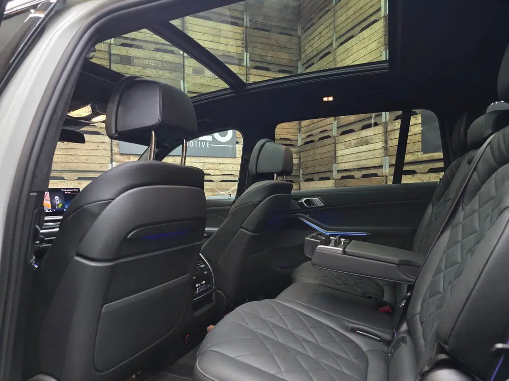 BMW X7 4.0 D M Sport Pano Softclose Ambiente Came uit 2025, foto 7