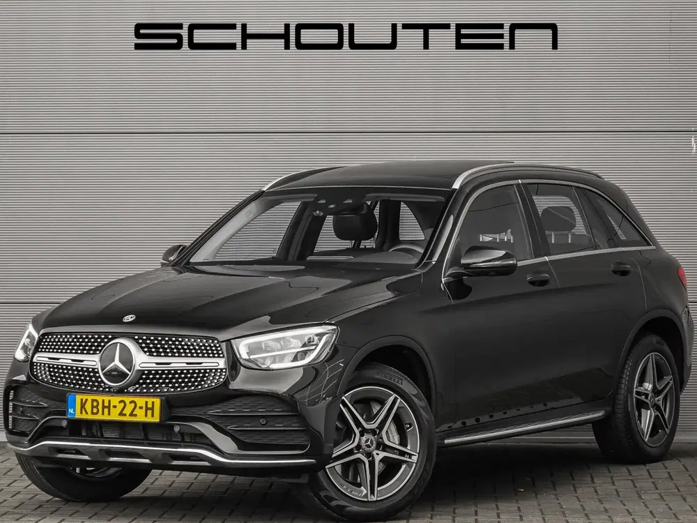 Mercedes-Benz GLC GLC 300e 4M AMG 360 Distronic Plus Pano El uit 2021