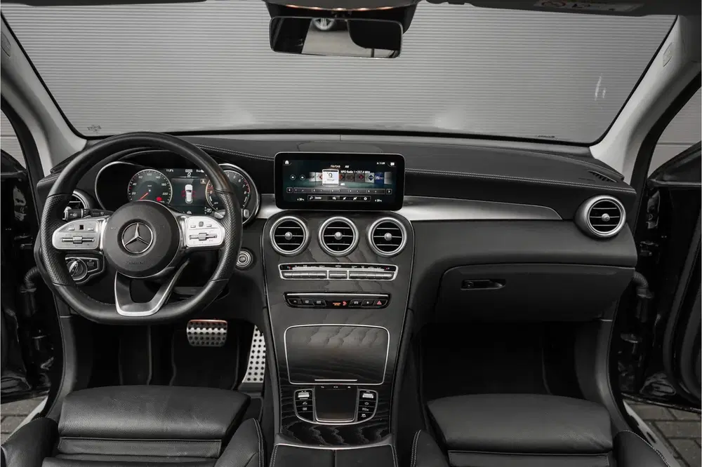 Mercedes-Benz GLC GLC 300e 4M AMG 360 Distronic Plus Pano El uit 2021, foto 2
