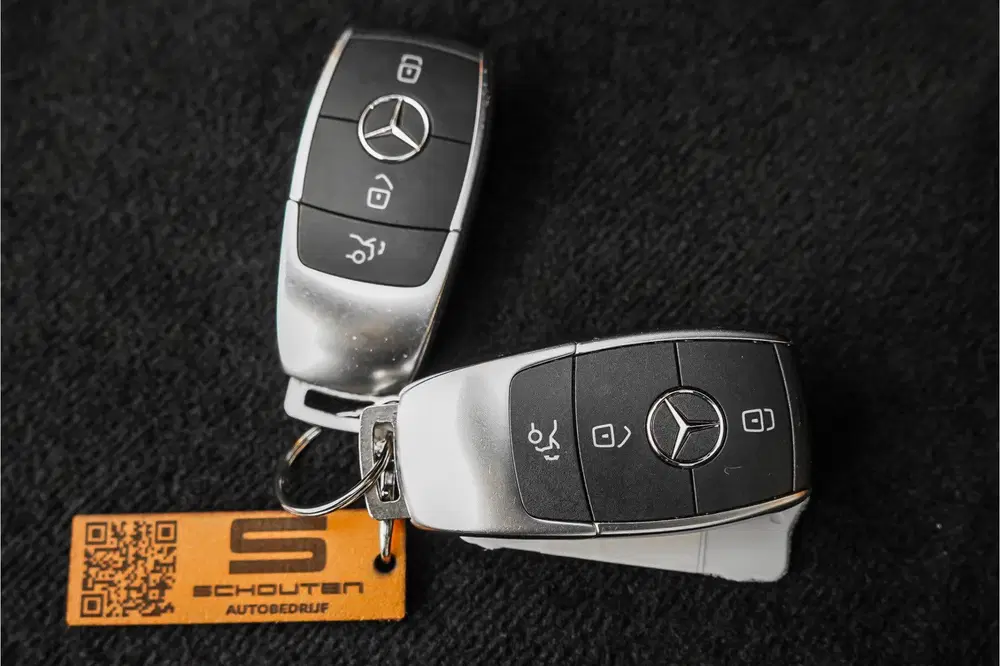 Mercedes-Benz GLC GLC 300e 4M AMG 360 Distronic Plus Pano El uit 2021, foto 9