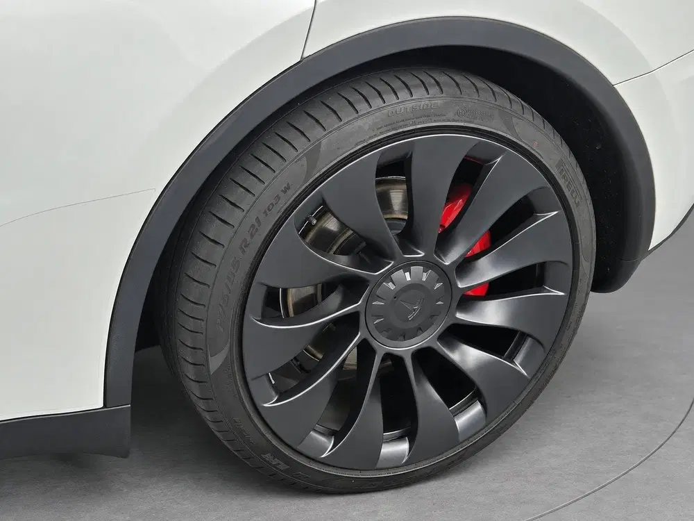 Tesla Model Y Performance AWD 75kWh uit 2022, foto 7