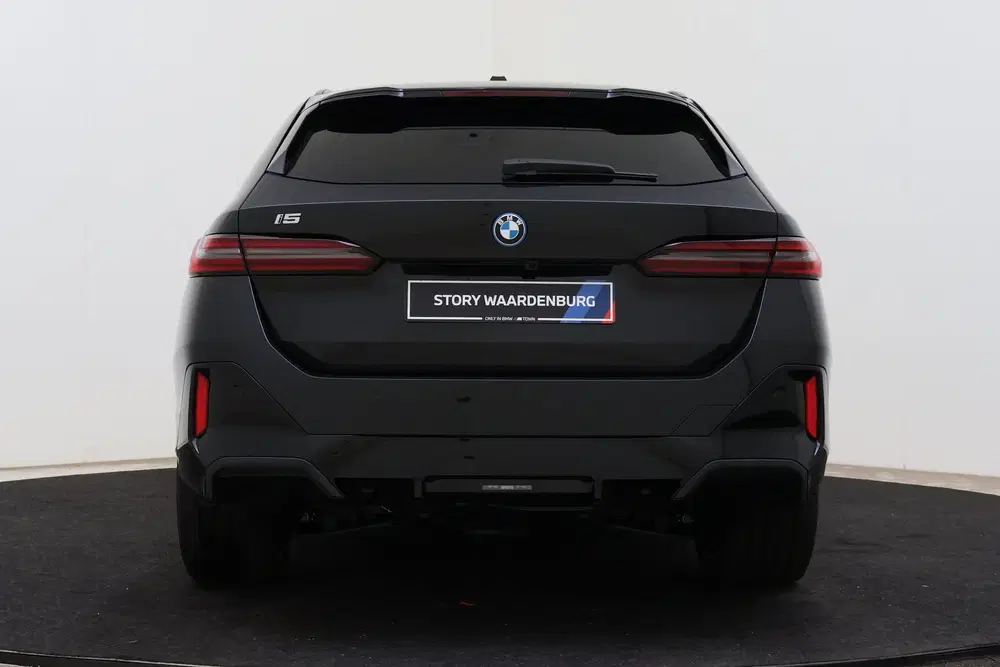 BMW i5 eDrive40 M Sport uit 2026, foto 5