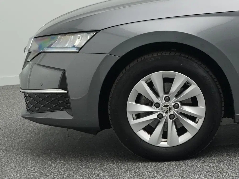 Skoda Octavia 1.5 TSI 115pk MHEV Business Edition uit 2024, foto 6
