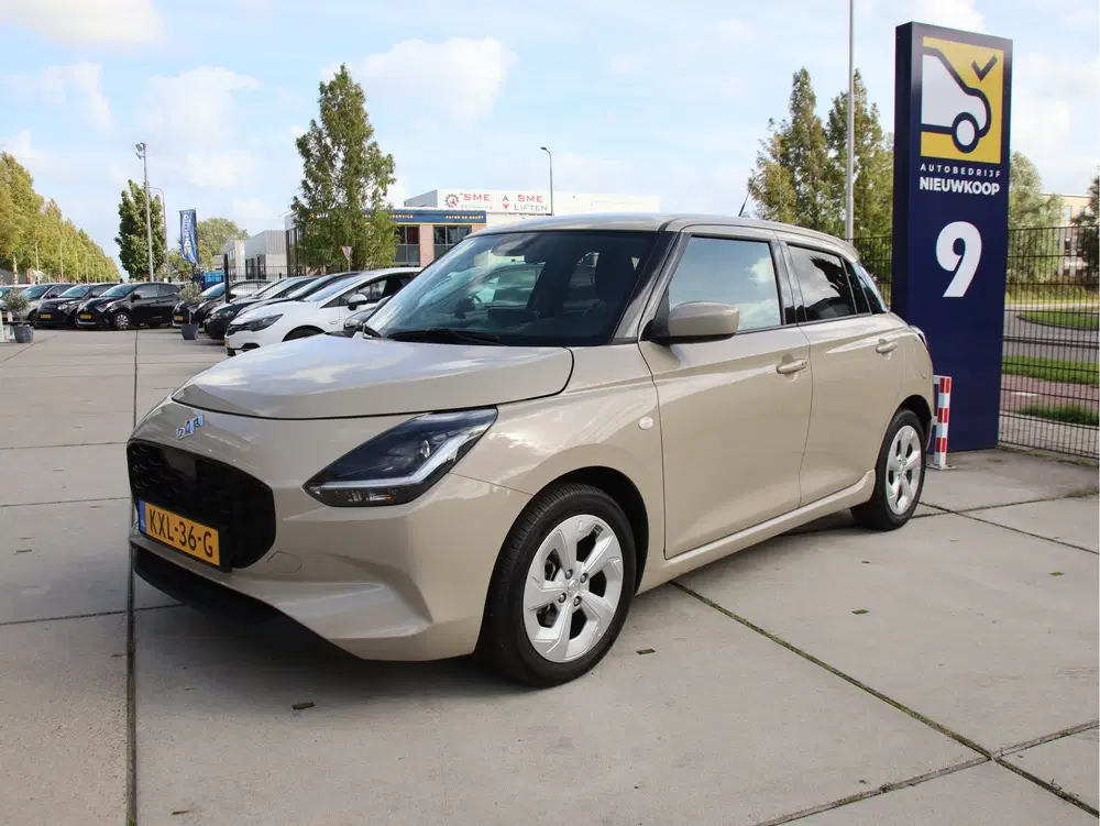 Suzuki Swift 1.2 Select Smart Hybrid Automaat uit 2025