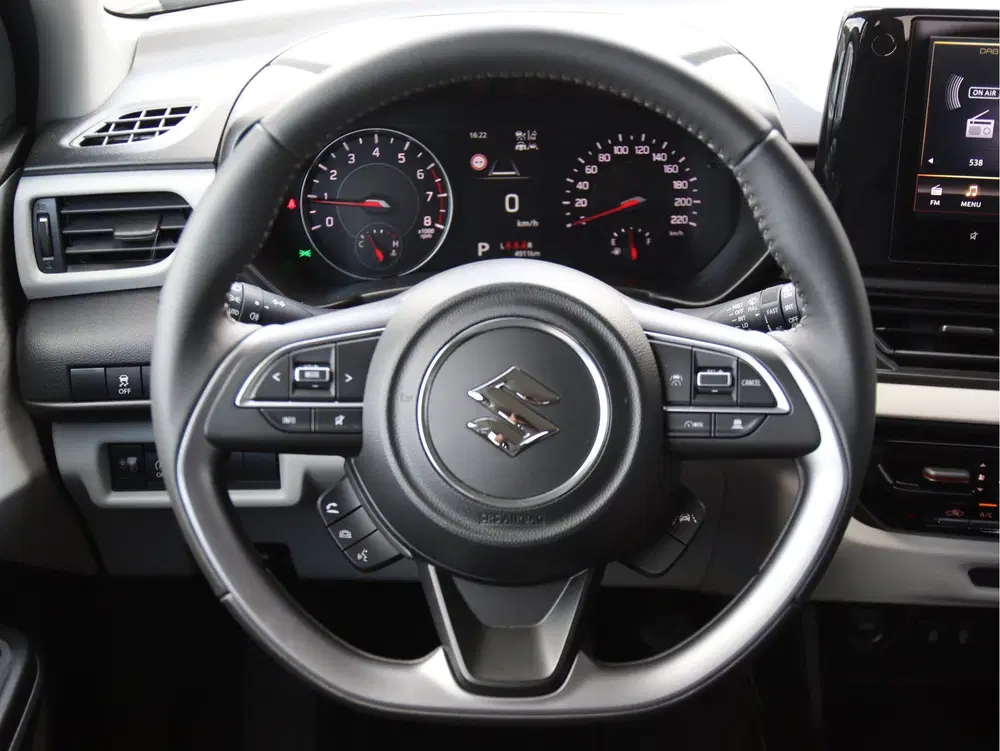 Suzuki Swift 1.2 Select Smart Hybrid Automaat uit 2025, foto 14