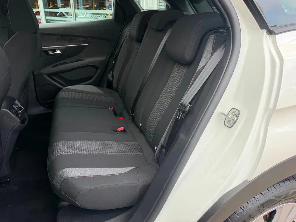 Peugeot 3008 1.2 PureTech Active Pack Business Airco Na uit 2022, foto 11