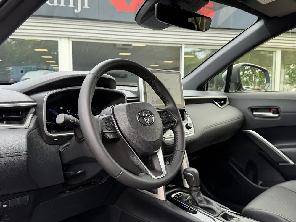 Toyota Corolla Cross Hybrid 200 Style uit 2025, foto 2
