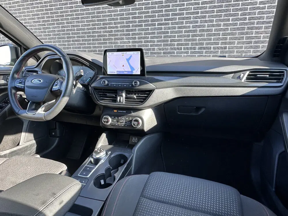 Ford Focus 1.5 EcoBoost ST Line X Business uit 2021, foto 9