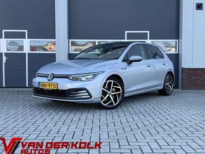 Volkswagen Golf 1.5 TSI Style uit 2020