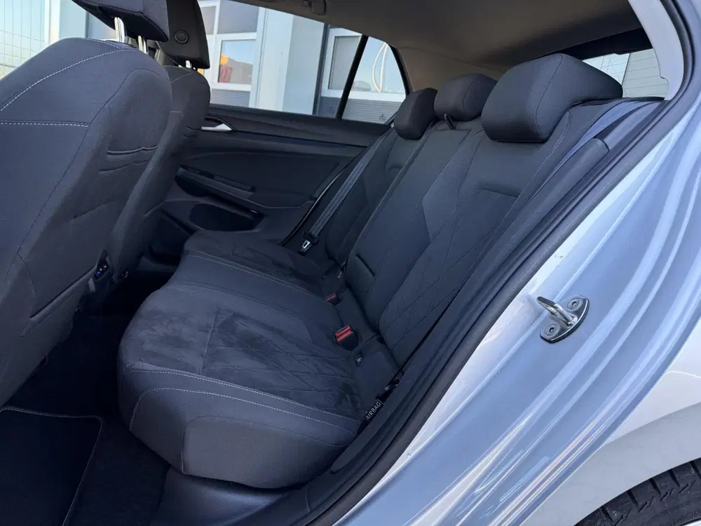 Volkswagen Golf 1.5 TSI Style uit 2020, foto 8