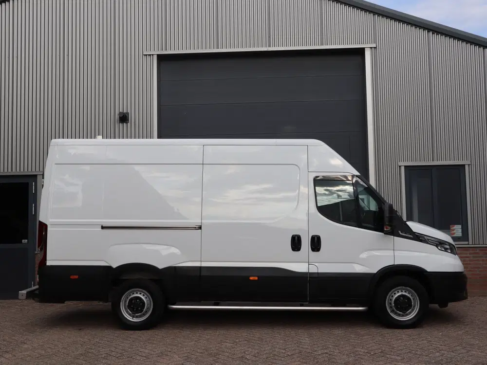 Iveco Daily 35S16V 2.3 Automaat uit 2022, foto 6