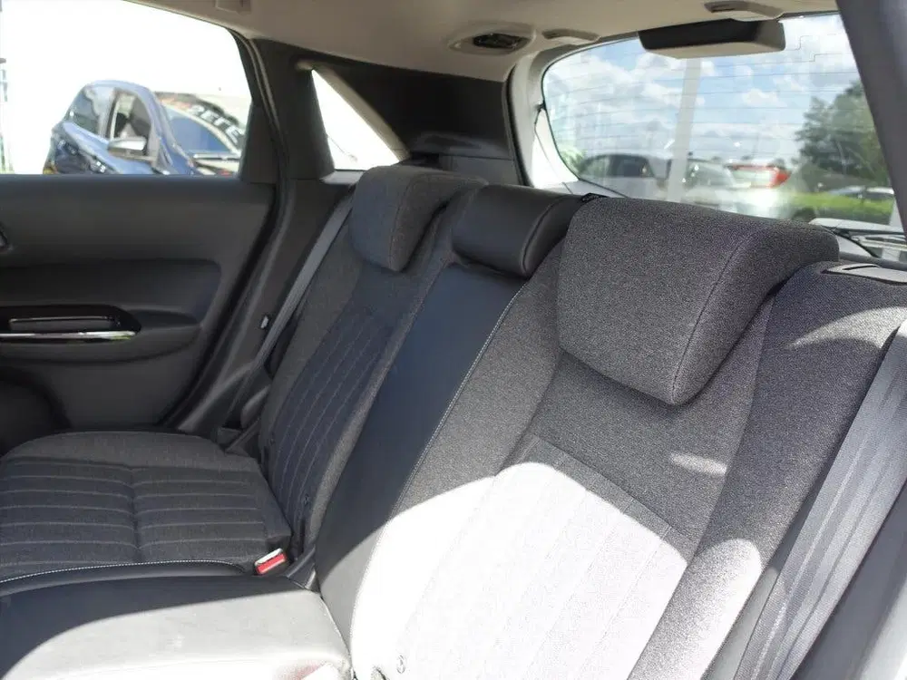 Honda Jazz 1.5 i-MMD 109pk Hybrid CVT Executive Trekh uit 2020, foto 15