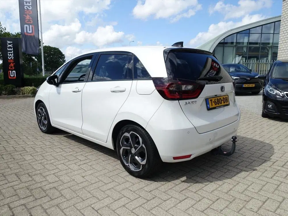 Honda Jazz 1.5 i-MMD 109pk Hybrid CVT Executive Trekh uit 2020, foto 3