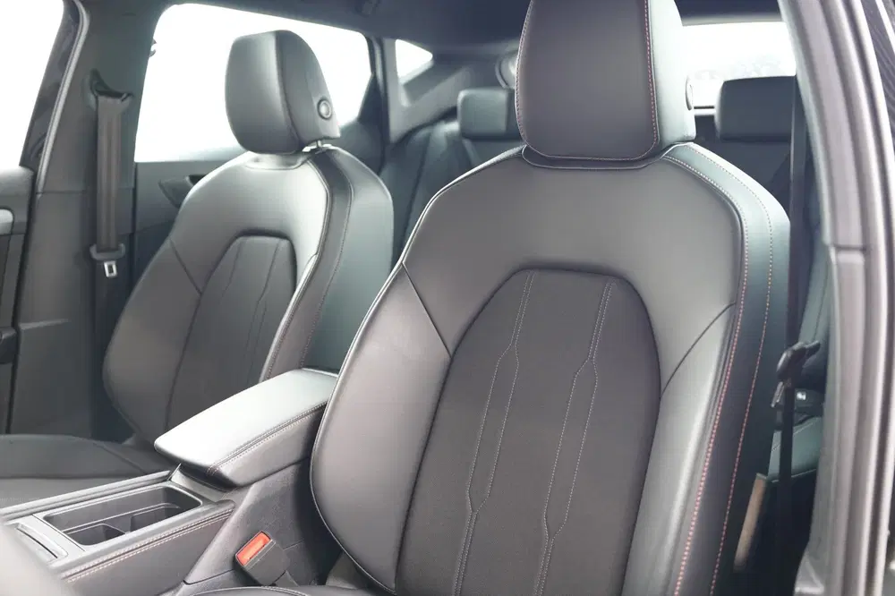 Cupra Leon 1.5 eTSI DSG 150PK Facelift Led Navi Cam S uit 2025, foto 4