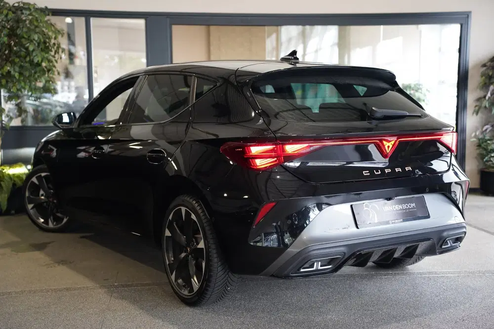 Cupra Leon 1.5 eTSI DSG 150PK Facelift Led Navi Cam S uit 2025, foto 8