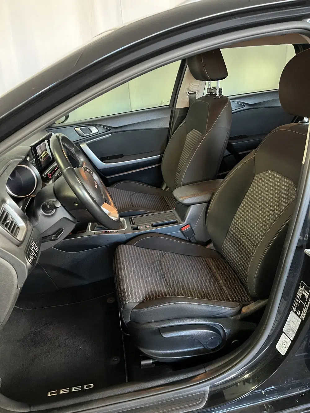 Kia Ceed 1.0 T-GDi DynamicLine 1E EIGN uit 2022, foto 5