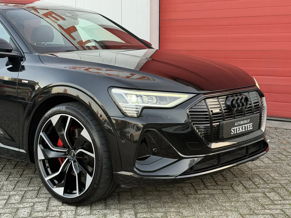 Audi e-tron 55 quattro S edition 95 kWh uit 2020, foto 7