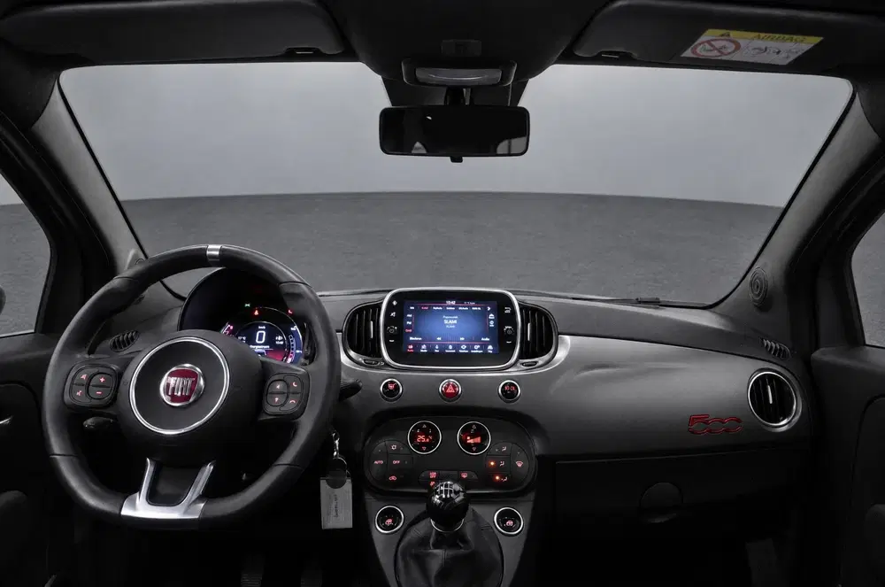 Fiat 500 1.0 Hybrid Sport uit 2021, foto 11