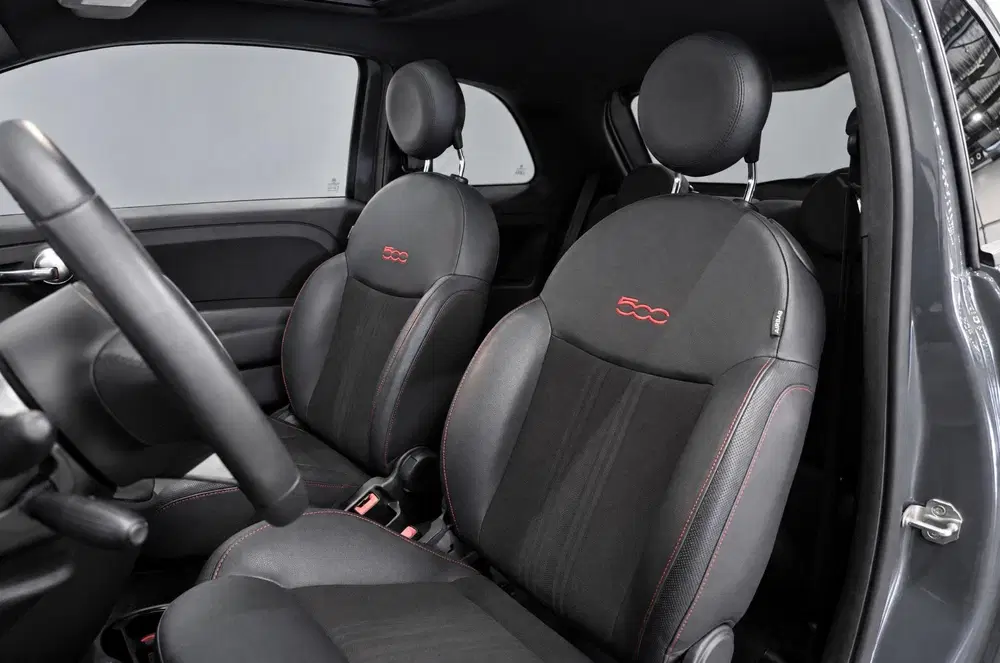 Fiat 500 1.0 Hybrid Sport uit 2021, foto 12