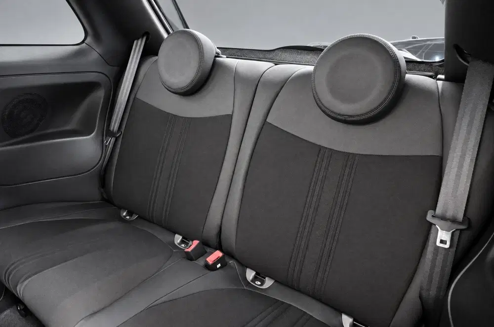 Fiat 500 1.0 Hybrid Sport uit 2021, foto 14