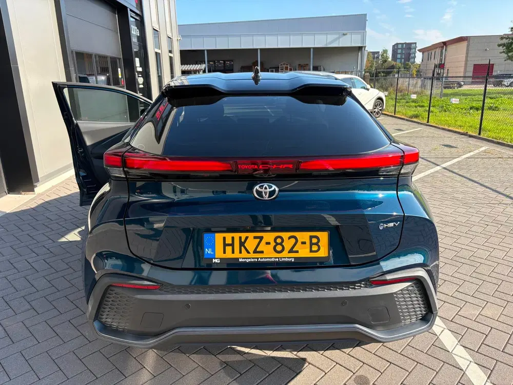 Toyota C-HR 1.8 Hybrid 140 Business Plus uit 2024, foto 5