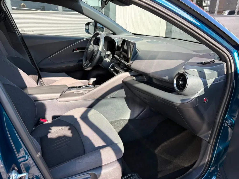 Toyota C-HR 1.8 Hybrid 140 Business Plus uit 2024, foto 6