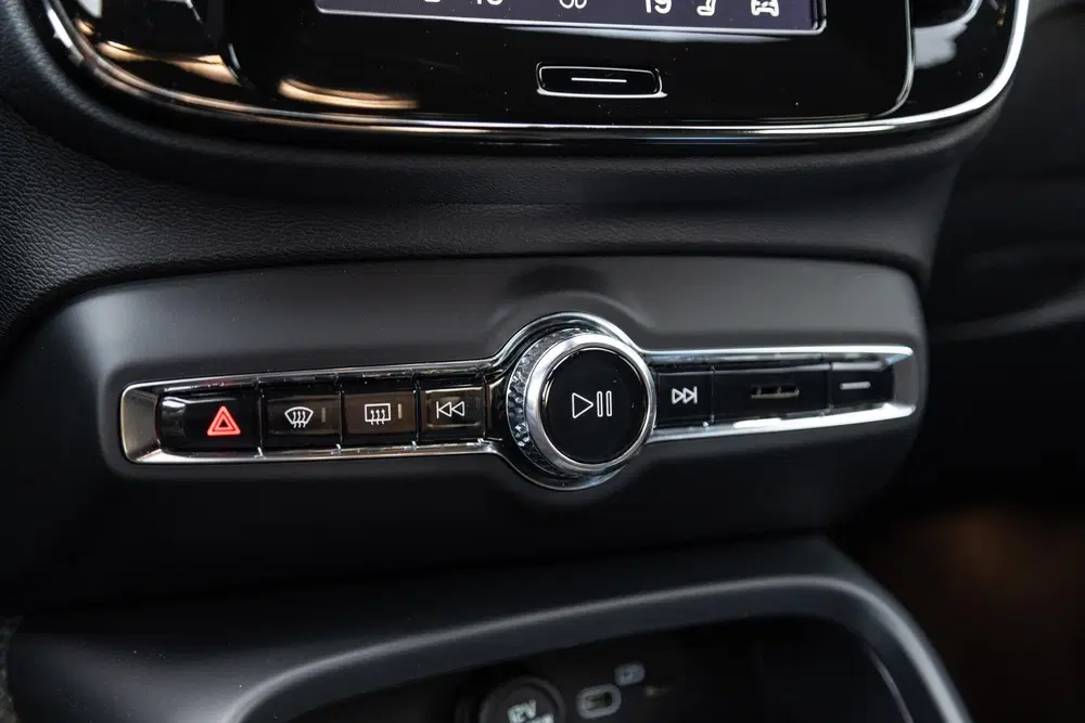 Volvo EX40 Single Motor Extended Range Plus Black Ed. uit 2026, foto 15