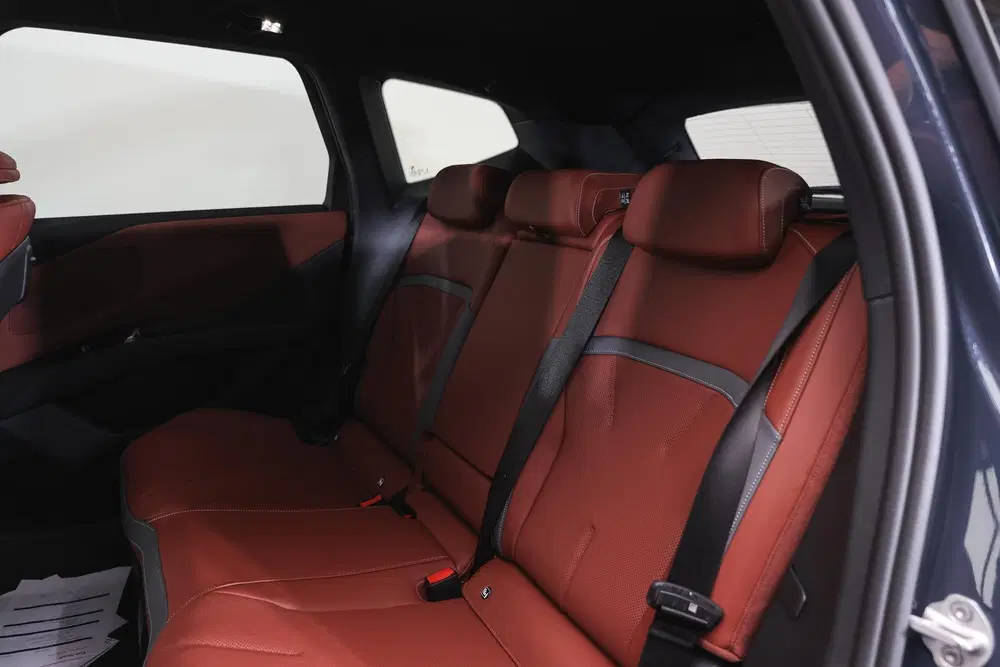 BMW iX3 40 eDrive uit 2026, foto 10